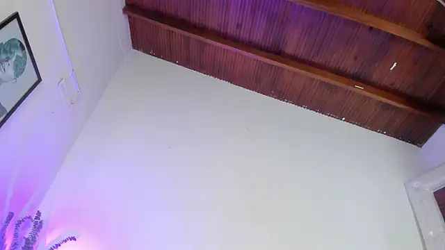 Sofi Vasquez online show from December 10, 12:39 am