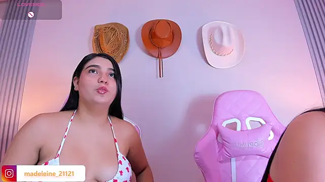 madeleine2112 online show from February 1, 11:06 pm