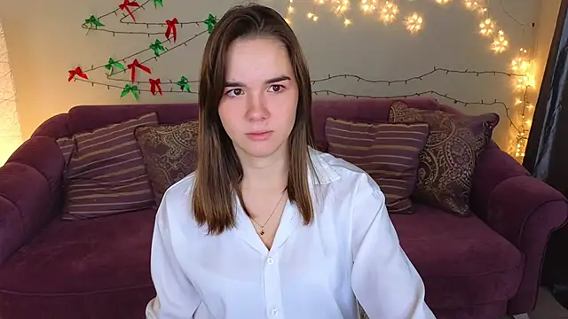 Snapshot of LindaRobertz chatting on January 6, 2:04 am LindaRobertz online show from January 6, 2:04 am