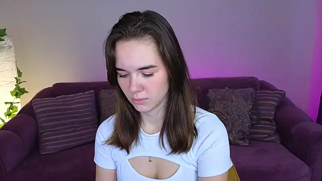 Snapshot of LindaRobertz chatting on January 16, 2:08 pm LindaRobertz online show from January 16, 2:08 pm