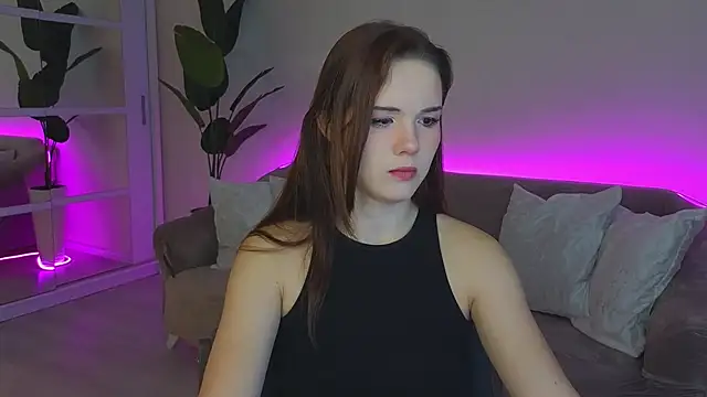 Snapshot of LindaRobertz chatting on October 10, 9:58 pm LindaRobertz online show from October 10, 9:58 pm