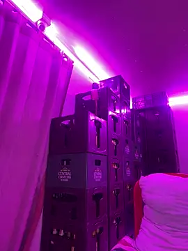 Hot beauty   online show from December 20, 4:52 am