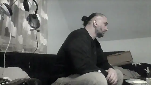 NewyorkDimi online show from April 6, 2:42 am