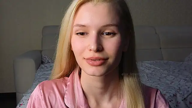 Snapshot of elsa_limerence chatting on February 24, 3:09 pm elsa limerence online show from February 24, 3:09 pm