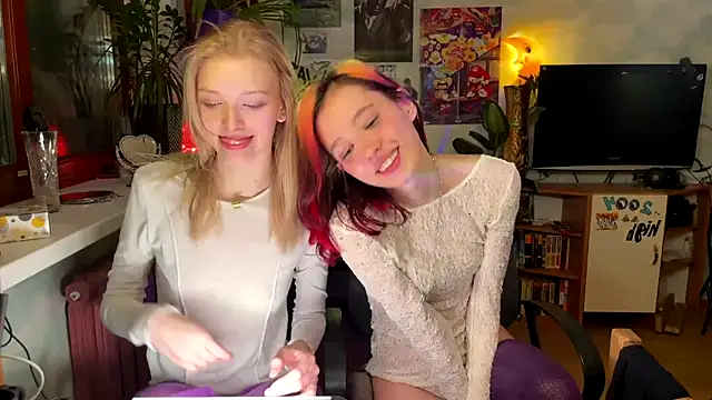 Evvie Summn1 online show from February 11, 8:20 pm