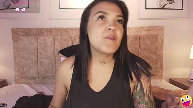 Snapshot of lyn_adamns chatting on January 31, 10:52 pm lyn adamns online show from January 31, 10:52 pm