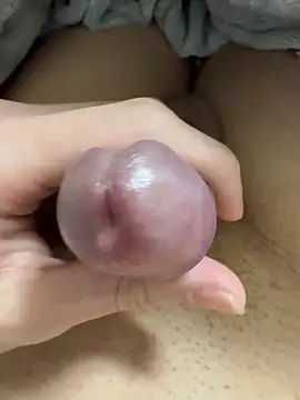 Snapshot of toooom845 chatting on February 7, 1:53 pm toooom845 online show from February 7, 1:53 pm