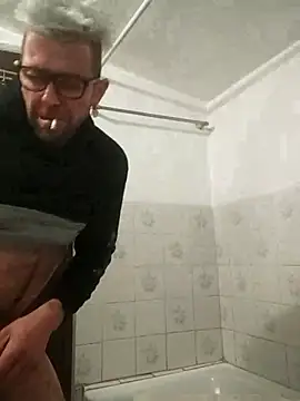 jonyfree1978 online show from February 19, 10:09 pm