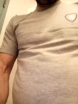 jonyfree1978 online show from November 18, 9:41 pm