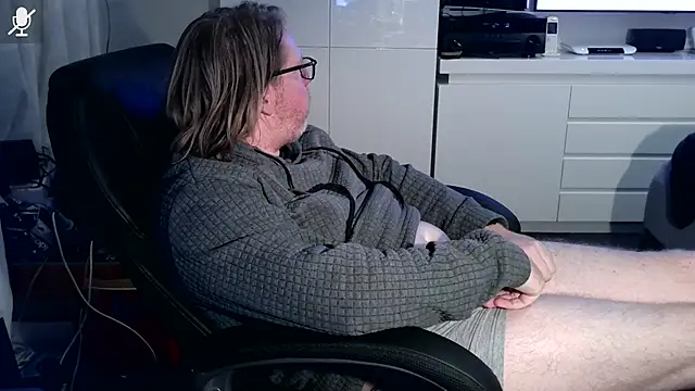 VSteph online show from October 19, 7:47 pm