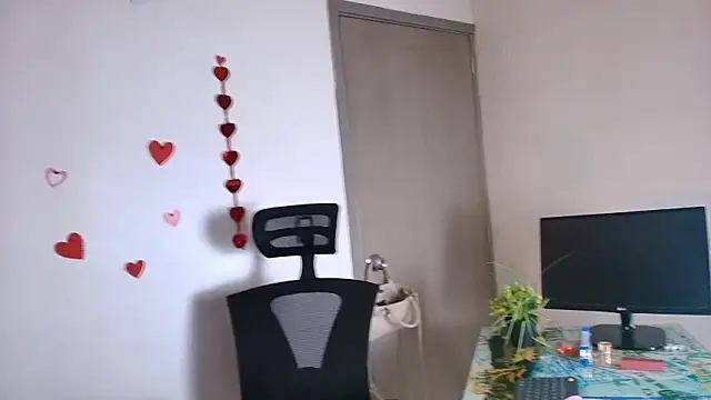 Zuzana21 online show from February 13, 1:29 pm