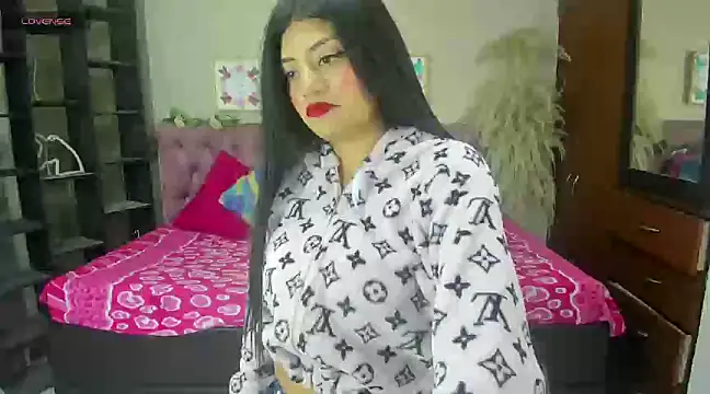 Snapshot of Lia_Keen chatting on February 8, 8:10 pm Lia Keen online show from February 8, 8:10 pm