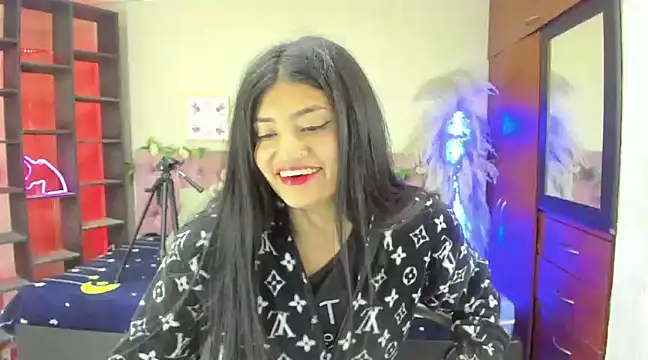 Snapshot of Lia_Keen chatting on February 21, 8:16 pm Lia Keen online show from February 21, 8:16 pm