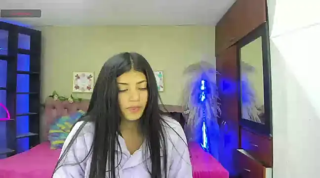 Snapshot of Lia_Keen chatting on March 6, 8:16 pm Lia Keen online show from March 6, 8:16 pm