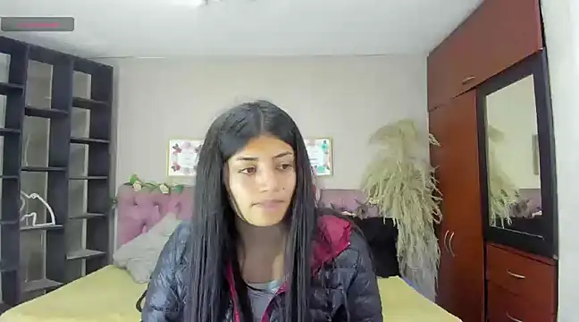 Snapshot of Lia_Keen chatting on March 12, 8:20 pm Lia Keen online show from March 12, 8:20 pm