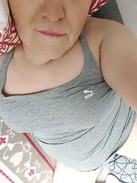 Snapshot of Tamara1955 chatting on February 10, 10:53 am Tamara1955 online show from February 10, 10:53 am