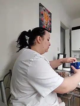 Snapshot of Tamara1955 chatting on February 22, 9:34 am Tamara1955 online show from February 22, 9:34 am