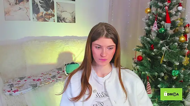 Hello Vivienne online show from January 13, 4:30 pm