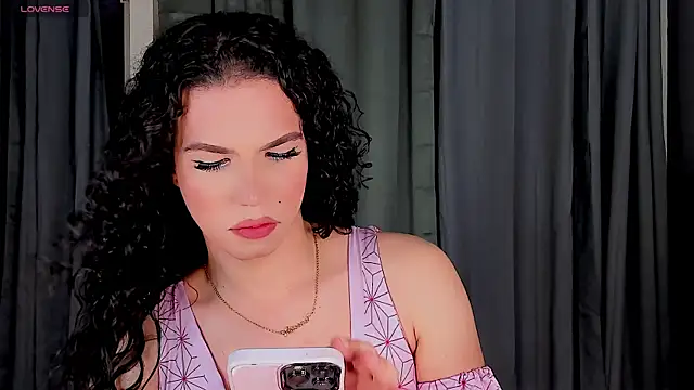 gatitavenecis online show from December 18, 11:08 pm