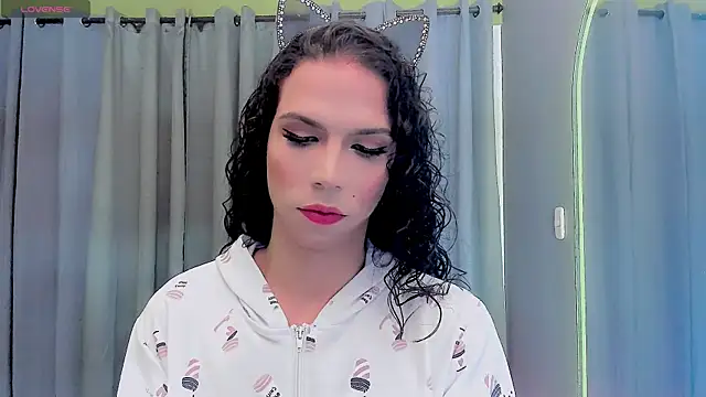 gatitavenecis online show from March 6, 6:41 am