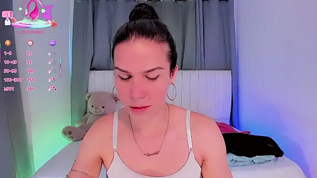 gatitavenecis online show from March 7, 8:39 pm