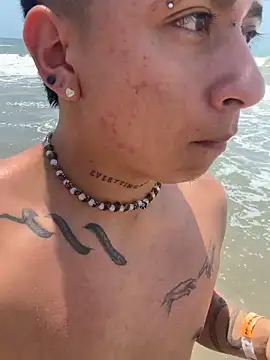 daimond 01 online show from April 12, 5:51 pm