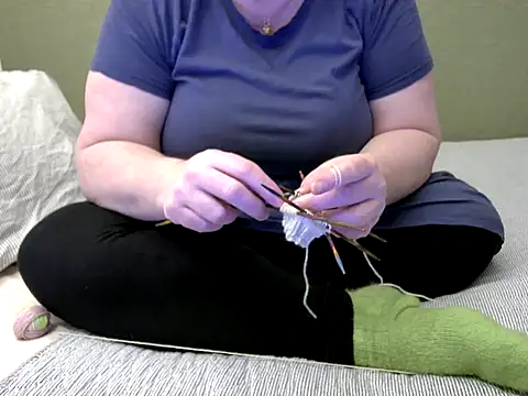 Snapshot of MarthaBriest chatting on February 25, 8:51 pm MarthaBriest online show from February 25, 8:51 pm