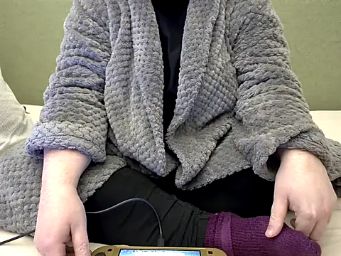 Snapshot of MarthaBriest chatting on March 22, 9:40 pm MarthaBriest online show from March 22, 9:40 pm