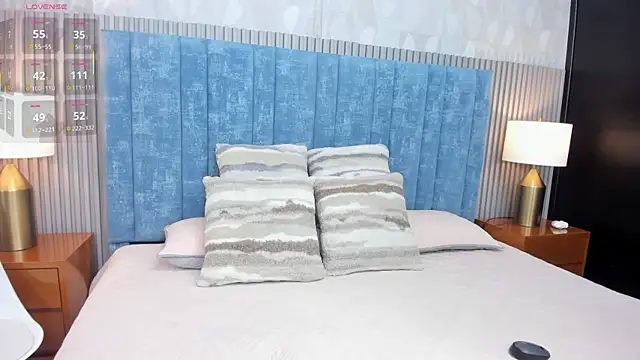 pretty sunlight  online show from January 10, 1:29 am