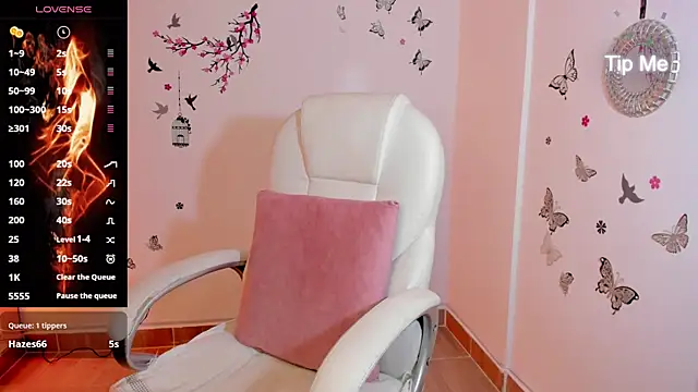 melody starr online show from October 19, 7:58 pm