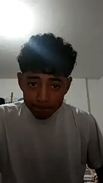 Snapshot of darwinsiuneped chatting on January 4, 1:10 am darwinsiuneped online show from January 4, 1:10 am