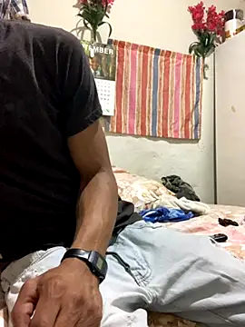 Snapshot of Johnras121 chatting on October 3, 11:02 pm Johnras121 online show from October 3, 11:02 pm