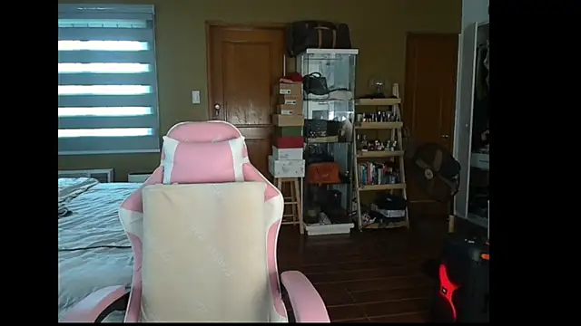 Snapshot of aya_saki chatting on January 15, 7:37 am aya saki online show from January 15, 7:37 am