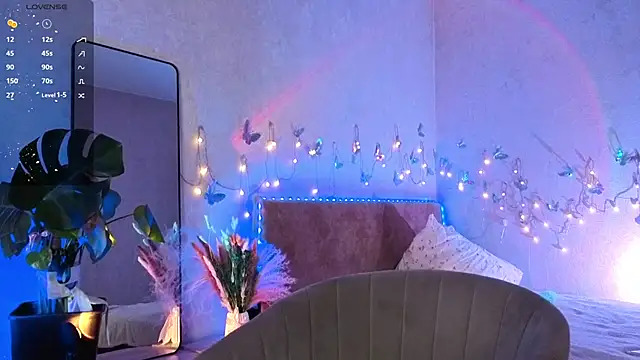 lavenderluxe online show from March 14, 8:53 am