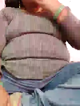 Snapshot of Sajd chatting on December 17, 6:45 am Sajd online show from December 17, 6:45 am