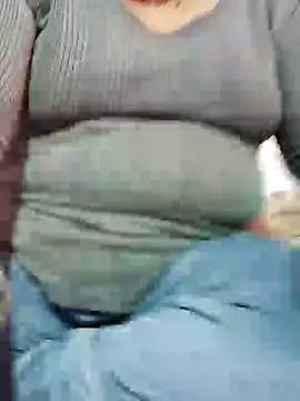 Snapshot of Sajd chatting on December 19, 10:24 am Sajd online show from December 19, 10:24 am