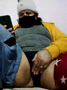 Snapshot of Sajd chatting on January 3, 3:38 am Sajd online show from January 3, 3:38 am