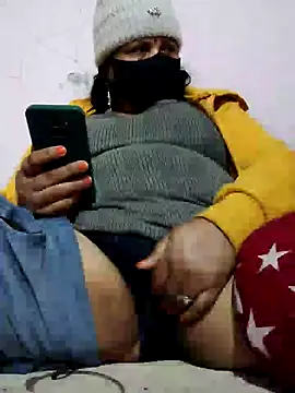 Snapshot of Sajd chatting on January 4, 3:40 am Sajd online show from January 4, 3:40 am