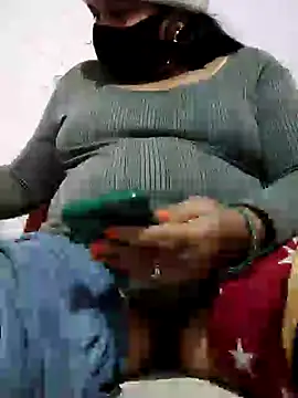 Snapshot of Sajd chatting on January 4, 7:34 am Sajd online show from January 4, 7:34 am