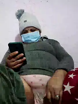 Snapshot of Sajd chatting on January 15, 8:20 am Sajd online show from January 15, 8:20 am