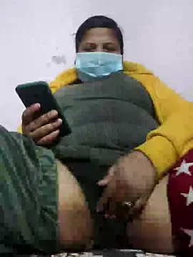 Snapshot of Sajd chatting on January 17, 11:18 pm Sajd online show from January 17, 11:18 pm