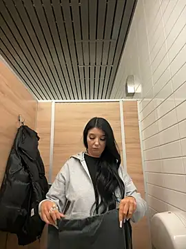 Tisha Busty online show from February 22, 12:47 pm