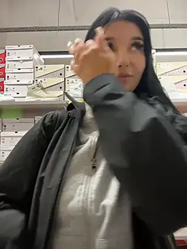 Tisha Busty online show from March 31, 2:06 pm