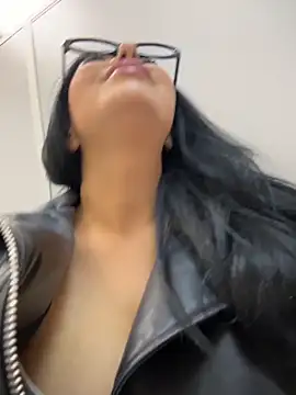 Tisha Busty online show from May 25, 11:49 am