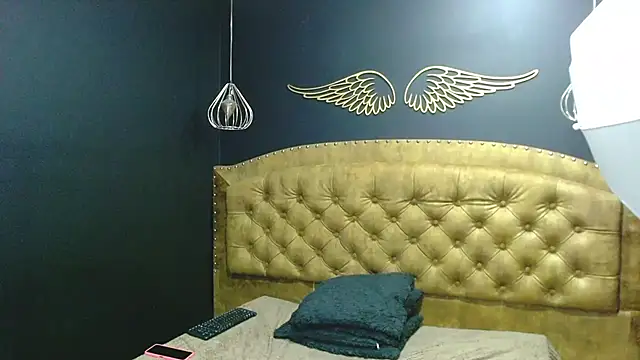 NathaliaSmith3x online show from February 25, 1:28 pm