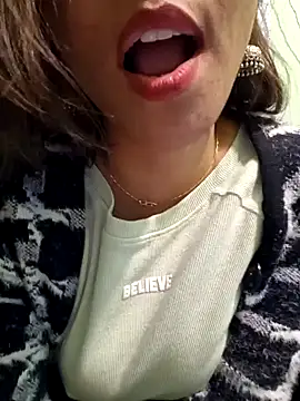 MIss-Naina online show from January 6, 4:04 am