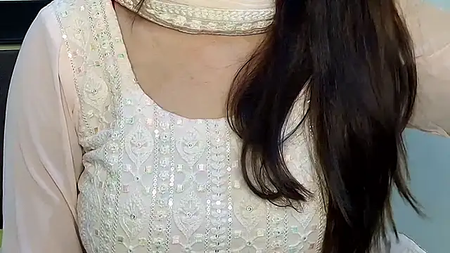 MIss-Naina online show from September 29, 10:53 am