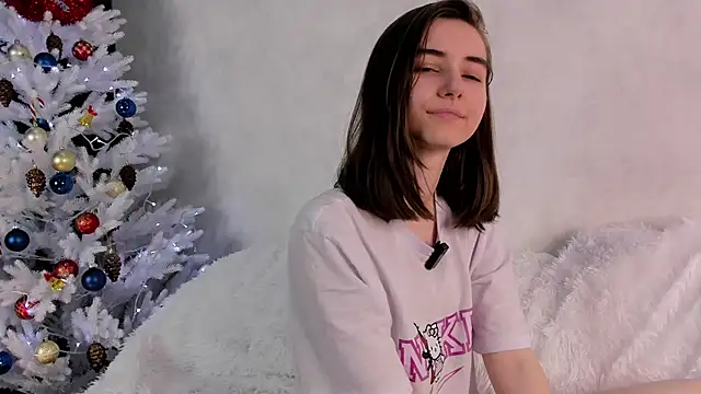 MeghanElson online show from December 28, 5:14 pm