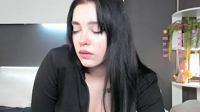 Snapshot of WildaBendell chatting on January 24, 12:31 pm WildaBendell online show from January 24, 12:31 pm