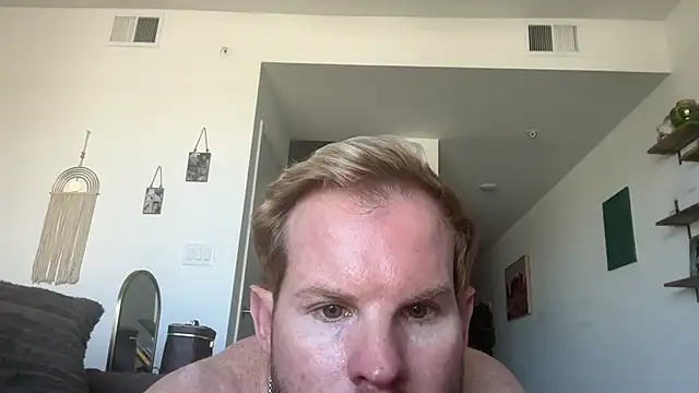 crossfitterguy87 online show from February 16, 6:04 pm